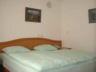 Omega Ambasador Hotel SJJ Esterno foto